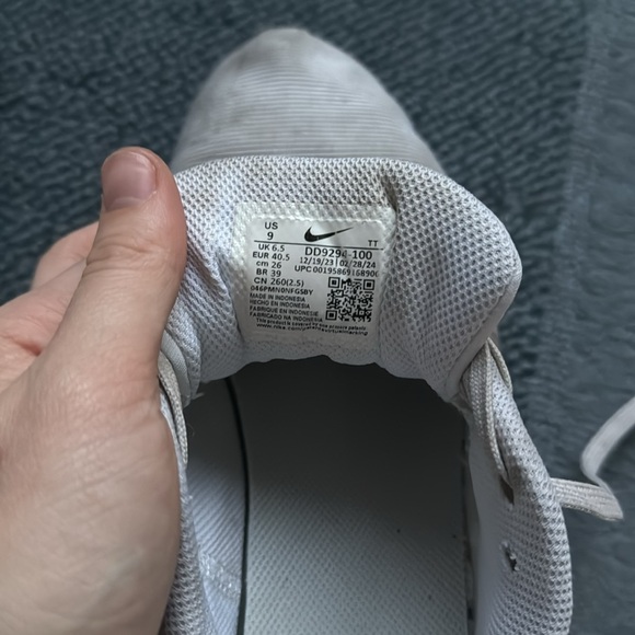 Nike Women’s Downshifter 12 - Picture 11 of 11